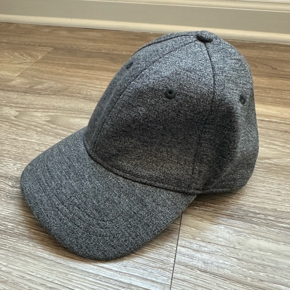 Lululemon Baller Hat Grey